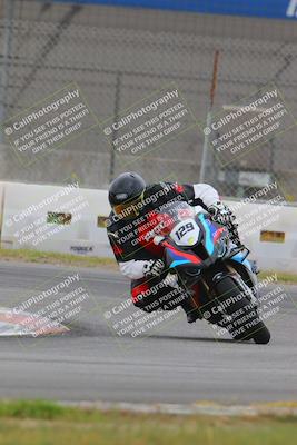 media/Oct-15-2022-Fastrack Riders (Sat) [[9a18b22502]]/Level2/Turn 9 1130am/